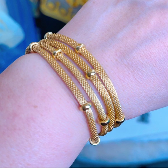 Neiman Marcus gold bracelet 7” long gorgeous vintage magnetic & snap - Picture 6 of 10